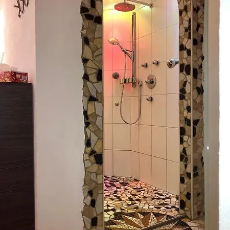 Ferien Haus - Ferienwohnung Lorena Lägenhet Neustift im Stubaital