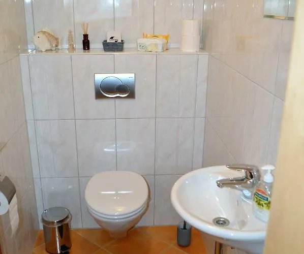 Ferien Haus - Ferienwohnung Lorena * Neustift im Stubaital