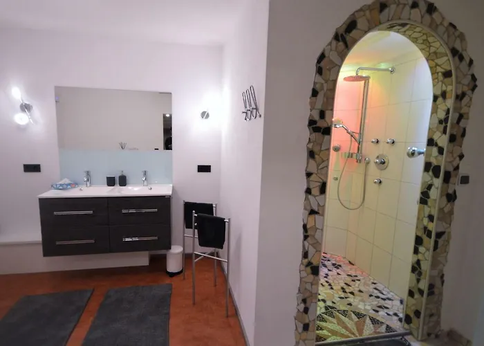 Ferien Haus - Ferienwohnung Lorena Apartment *