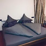 아파트 Ferien Haus - Ferienwohnung Lorena 노이스티프트임스튀바이탈