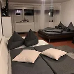 아파트 Ferien Haus - Ferienwohnung Lorena 노이스티프트임스튀바이탈