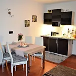 Ferien Haus - Ferienwohnung Lorena